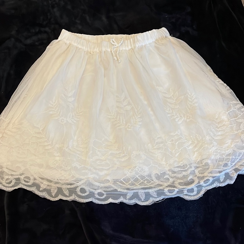 Youth Large Adult M Ivory Skirt